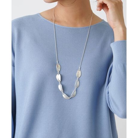 [^ԁF0405573]y₩ŗȃv[gԃlbNXBؔAH̃R[fBl[gɗD؂₩ĂAԂт̂悤ȃ`[tłBԂ̃lbNXɏd˂ĕtĂiȈۂɎdオ܂B