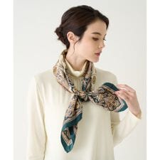 ペイズリー柄スカーフ