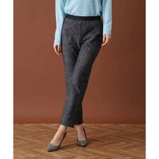 レリアン(Leilian)のスリムアンクルパンツ