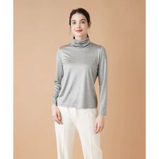 レリアン(Leilian)のストレッチシルクハイネックカットソー