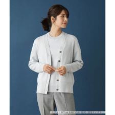 Vネックニットカーディガン