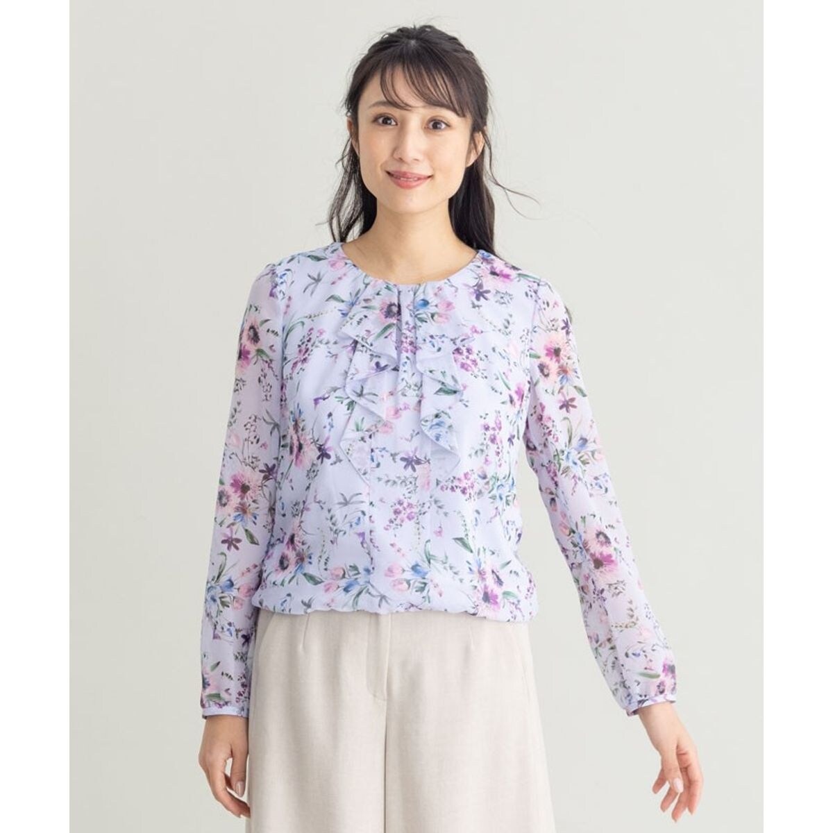 レリアン Leilian フリルピンタック入り 花柄シアーブラウス 大きい