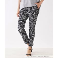レリアン(Leilian)のモザイク柄アンクル丈スリムパンツ