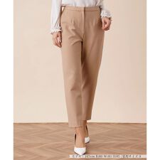 レリアン(Leilian)のテーパードパンツ