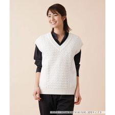 Vネックニットベスト
