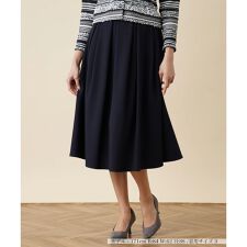 ミディ丈プリーツスカート