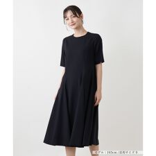 クルーネックフレアワンピース