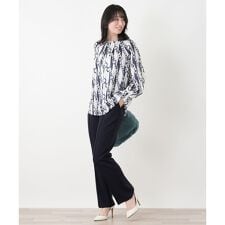 センタープレステーパードパンツ