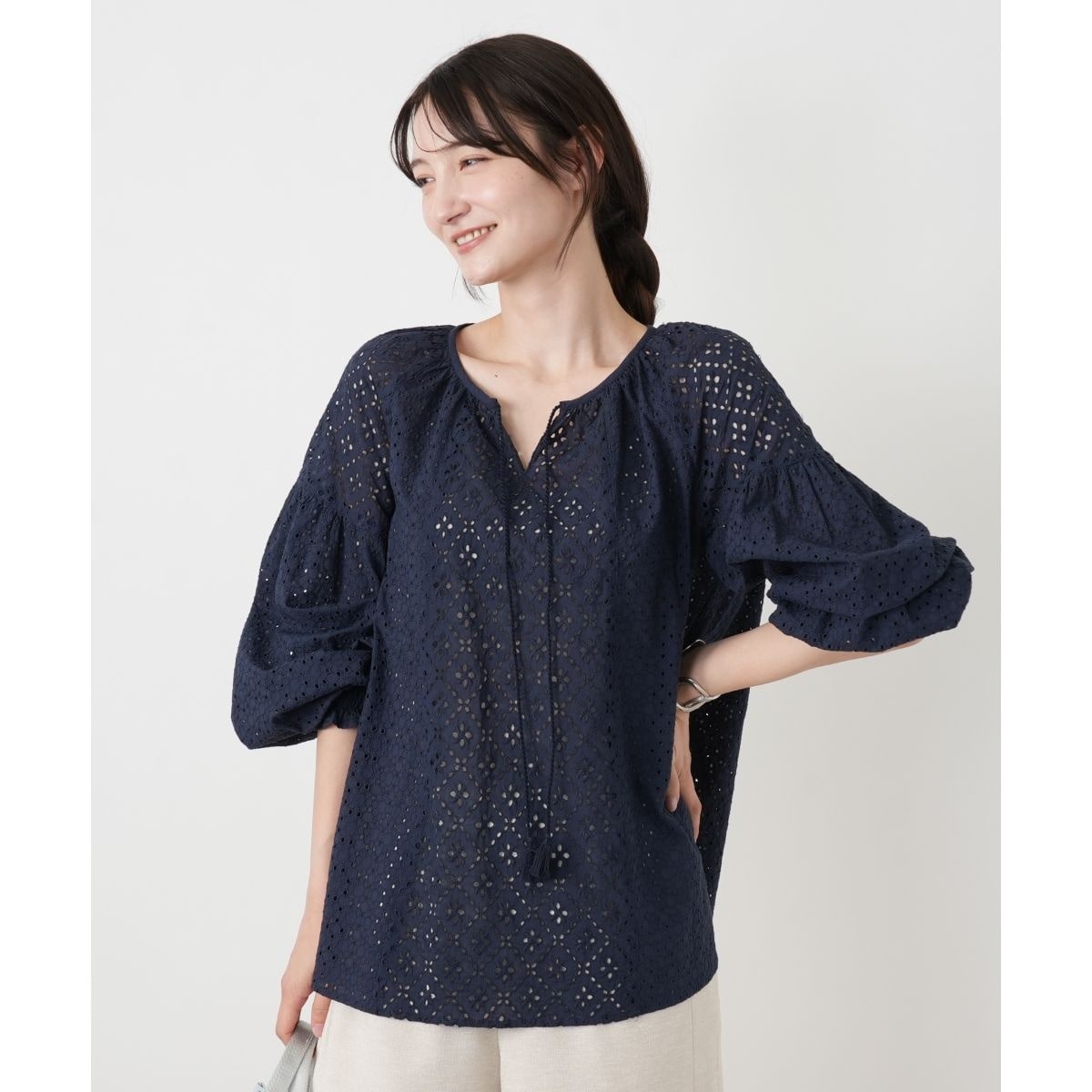 カットワークレースブラウス【Leilian WHITE LABEL】 | レリアン