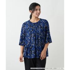 【ウォッシャブル】プリントタックブラウス【Leilian WHITE LABEL】