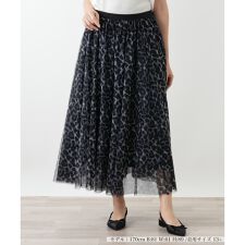 レリアン　プラスハウス(Leilian PLUS HOUSE)のプリントチュールロングスカート【NEMIKA】
