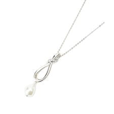 【店舗人気】パール調モチーフ付きペンダント