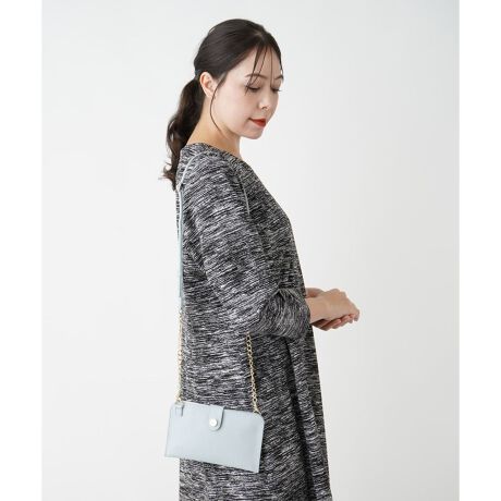 [^ԁF1501297]iȃU[fނgpAVvŐꂽfUCɎdグĂ邨zV_[łBtgɂ̓S[h̃ANZg{AiȈۂ^܂BO\ȃ`F[tXgbvɂAV_[ƂĂNb`obOƂĂgp\BƂOop[eB[V[ɕ֗ŁA@\ƃX^CbV˔ACełB艿iōj́A2025N627̃Z[JnO̓X܂ɂ̔iłB