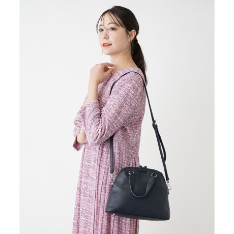 [^ԁF1500424]VbNȃU[fނŁAꂽfUCobOBۂ݂ттtHɁAV{̂鎿o܂BgbvnhƃV_[XgbvtŁAnhobOƃV_[obO2WAYdlB[͂Aʋ΂₨oɂœKłBR[fBl[ǵAmg[R[f₫ꂢ߃X^CƑQBx[WñR[g⃏s[Xƍ킹΁AiȈۂɎdオ܂B艿iōj́A2025N627̃Z[JnO̓X܂ɂ̔iłB