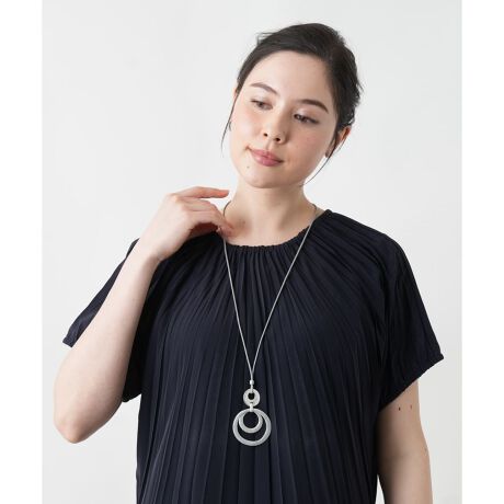 [^ԁF1501897]2AO`[t݊R[hlbNXBꂽ~j}ȃfUCA肰ȂɃANZgYAR[fBl[gɏiȃjAXvXBؔɂȂ肷AfC[hXAbv܂ŕLX^CɃ}b`BJWATVcjbgɍ킹΂ȂꊴoAVc⃏s[Xƍ킹΃VbNȈۂɁBVv炱g肪悭AlXȑɂވ{łB------------------------------------pV[YFt-------------------------------------i̐F́ABeꏊ̂Aql̂g̋@ɂFČꍇ܂B\߂B