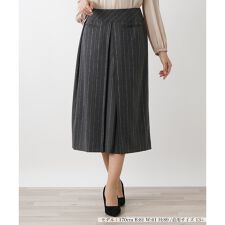 ピンストライプAラインスカート