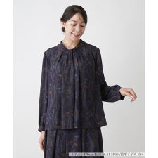 ボタニカル柄ブラウス