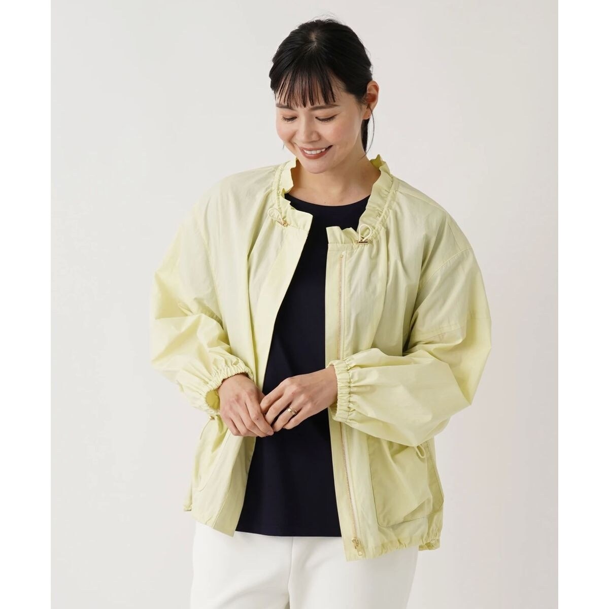 美品✨アダムエロペ 【サステナブル】スタンドカラーブルゾン オフホワイト 洗える ADAM ET ROPE'（アダムエロペ）の「【サステナブル】スタンド