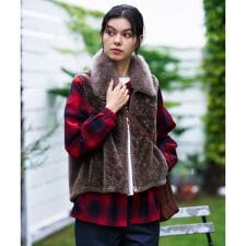 シープファーベスト【LISA CONTE】