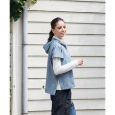 フーデッドベスト