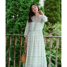 洗える Vネック小花柄フレアワンピース 【WILLIAM MORRIS】【35th】