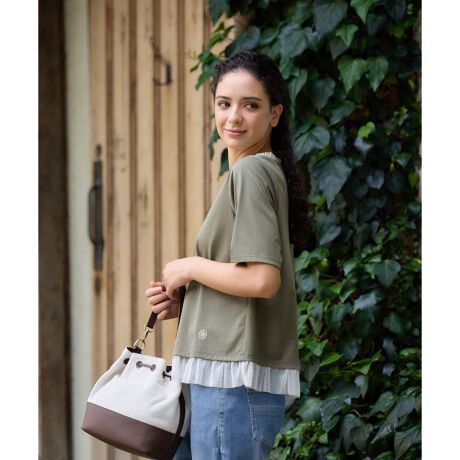 [^ԁF4500260]TVcoŋCyɒāAꖇŉ؂₩ȃtF~jbNJbg\[BlbNCƐɂꂽ@ׂȃ`[tAJWAȃfUCɂق̂ƊÂvX܂Bg͔G̗ǂRbg̃t@ubNŁAbNXSn܂BCɂȂEGXgӂƃJo[Ă̂|CgłBꂩ̋G߂̃R[fBl[g̎ɂȂA񂵗͂ɗDꂽgbvXłB------------------------------------pV[YFHLkF蓧F{̐Fɂ肠A`[|PbgFȂňF┖肨戵@FEHbVu(􂢉)nFȂ-------------------------------------i̐F́ABeꏊ̂Aql̂g̋@ɂFČꍇ܂B\߂B