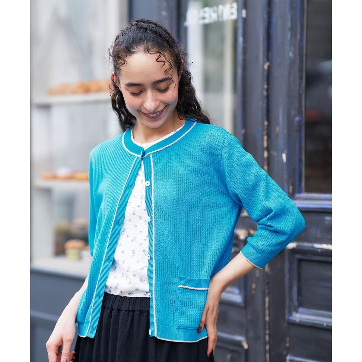 美品 Noble ノーブル 配色トリミングミラノリブショートジャケット ネイビー Noble（ノーブル）の「ライト配色トリミングミラノリブショート