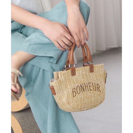 [^ԁF4500364]i`ȕƗVѐS郍ShJ͂̃V_[obOBy₩ȑfފŁAĂ̑ɂ₳n݂܂B̊̂҂ݒn\LŁAJWAȂꂽۂɁBnhƃV_[2WAYdlŁAV[ɍ킹Ďς̂|CgBJ̓t@Xi[Aɂ͏̐ɕ֗ȃ|PbgtBƂo◷sł􂷂AĂ炵ANZgACełB------------------------------------pV[YFĊO|PbgF0|PbgF1tiFV_[XgbvO-------------------------------------i̐F́ABeꏊ̂Aql̂g̋@ɂFČꍇ܂B\߂B艿iōj́A2025N627̃Z[JnO̓X܂ɂ̔iłB