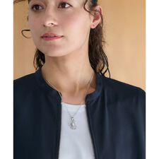 ペンダントネックレス