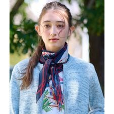 キャラ・オ・クルス(CARA O CRUZ)のボーダー×ロゴプリントスカーフ