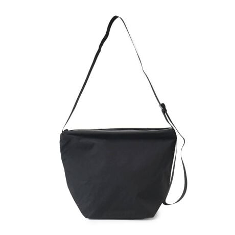 [^ԁF4400319]~j}ȋt`tHۓIȃV_[obOBڂ͂肵Ȃeʂ͂ƓÃp[gi[ƂĂ傤ǂ悢oX͂łBʂ킬ƂX}[gȃfUĆAJWA炫ꂢ߂܂ŕL}b`BJ̓t@Xi[łƕ̂ňSBꂩ̃ANeBuȃV[YɁAbNXyȃX^COy߂܂B艿iōj́A2025N627̃Z[JnO̓X܂ɂ̔iłB