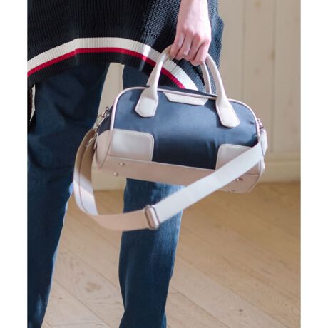 [^ԁF4500154]قȂfނgݍ킹AX|[eBȃ~j{XgobOBّfރ~bNXݏoRgXgiȃANZg܂BƂ}`t̗̓IȃtHŁARpNgȂ猩ڈȏ̎[͂mہBJ̓t@Xi[dlł邽߁AgڂɂSĎ܂BO\ȃV_[XgbvtŁA莝ƌ|2WAYdlɑΉB------------------------------------pV[YFt|PbgF萶ňF藠nFtiFV_[xgO-------------------------------------i̐F́ABeꏊ̂Aql̂g̋@ɂFČꍇ܂B\߂B艿iōj́A2025N627̃Z[JnO̓X܂ɂ̔iłB