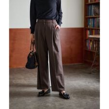 後ろウエストゴムタックパンツ