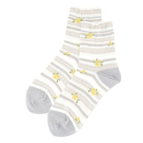 [^ԁF4500096]_炩ȐFŕ\ꂽY~Jȃ}`{[_[ɁAt[؂₩YV[g\bNXBɂƂ炵YfUCŁAJWAȃR[fBl[g̃ANZgɂ҂łBfނ̓Rbguh̐▭ȃoXŁA_炩KȔG܂BʋCɗDAƂtBbgݍ݁AKȗSnL[v܂B-------------------------------------i̐F́ABeꏊ̂Aql̂g̋@ɂFČꍇ܂B\߂B