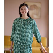 洗える ジオメトリックプリントの裾ブラウジングブラウス【セットアップ】