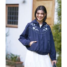 花刺繍ショート丈ブルゾン