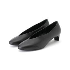 ネミカ(NEMIKA)のラウンドトゥパンプス【PIERRE HARDY】