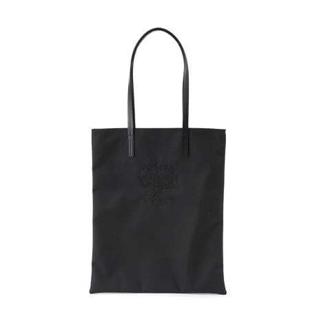 [^ԁF0502965]VvȂ݊̂AuhS̎hJ肰ȂANZgɂȂg[gobOBقǂ悢n̂fނX^CbVȈۂoAgɂꂵýB|₷߂̃nhŁAA4TCY܂ʋ΁Eʊwɂ҂łBɂ͏[ɕ֗ȃ|PbgtŁA@\QBmg[X^CɓރfUCŁAR[fBl[gI΂AZj[wZsV[ɂ􂷂ACełB------------------------------------pV[YFĊO|PbgF0|PbgF3-------------------------------------i̐F́ABeꏊ̂Aql̂g̋@ɂFČꍇ܂B\߂B