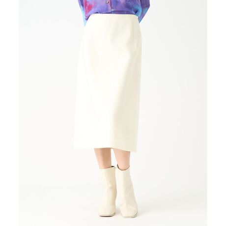 [^ԁF2495510]YCNȃE[TL\j[̑fނŎdĂACXJ[gBfނ̏doȂ悤Ɍy₩ȃtBjbVOɂ܂Bfނ̃WƂ̃ZbgAbvX^C߂łBfTCYItzCg:H165 B77 W57 H79 pTCY38`R[O[:H170 B77 W58 H85 pTCY38