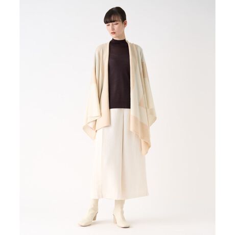 [^ԁF2481001]_Ɏ{ꂽuhSڂ唻̃Xg[BE[ƃJV~̃uhfނ_炩ƒg܂BH̃AE^[ւƂĂ͂A~̓AE^[̏ɃC[hĂB΂ƉHD邾ŁA[h߂ĂACełB