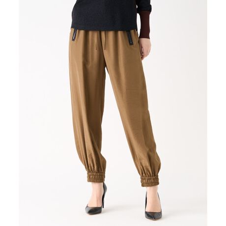 [^ԁF2475401]NV[ȃ[h̕YhXgpciȑfނŎdĂNCGbgOWA[ꖇBĩVNƏỸLvfނꂽLvVŇ򊴂ƃh[vWK[fUCɁB|Pbgɂ̓TẽpCsOƃAEgWbṽANZgvXBԂ̃X^COɂȂꊴoĂACełBfTCYL:H170 B77 W58 H85 pTCY38ubN:H165 B77 W57 H79 pTCY38