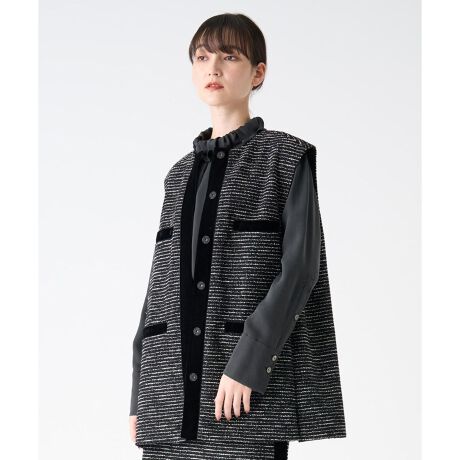 [^ԁF2405211]V܃eLX^C[J[uINTESAv̐nŎdĂWBg݂Ɖ؂₩𕹂\̓fC[ɂIP[WV[ɂ}b`܂Bfނ̃pcAXJ[gƂ̃ZbgAbvX^C߂łBfTCYH170 B77 W58 H85 pTCY38