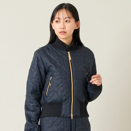 [^ԁF23106550]O[łgANissa GolfIWiLeBOfނgpu]BłɓȂ݂̃u܁A₷fUCɗDꂽV[gAƂ|PbgȂǁAEh̒plAHvꂽfBeB[ɒځBfނ̃s[X(23016550)AXJ[g(23046551)Ƃ̃ZbgAbvX^C߁BȃlbNEH[}[(23146503)Anbg(23156501)ALbv(23156502)ƍ킹ĂɒgBg[^őāAN̉炵oBifނ̌Ffނ̓FȂfނ̌F򂪂fނ̐LkFȂRZvgtX̃][gnj[XivoXŁuNissavjC[WStuhBR[g_W[wiɃ[bp̃GXvꂽEFAObYWJ܂B