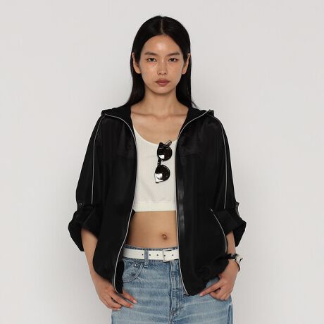 [^ԁF18-15VK03-205]sfUCtẴA[oX|[cX^CATx[CgJ~DAmbNłBy݂ȂǍ┯܂łt[htu]łBySñrbNVGbgVNłBrbNVGbgƍL߂̑ŃGA[ȃVGbgłB[Abvă^u𗯂߂Ƃy₩ȃX|[eB[X^CɂȂ܂Bg̓tAꂽtF~jȃVGbgłBiAWLł܂Bƍi͓ɃhXg𗯂߂dlɂȂĂ܂BHD悤ɒƂ́A܂ԂĔoA܂ŃWbv𗯂߂Ǝ܂łۂ蕢݂̃fUCt[hɂĂ܂Bt[h炵ȂȂȂX|[eBȂ܂肪X^CbVłBvgŁAX|[eB̒ɂO[hvXĂ܂Bق؂dlłƂdオłBt@Xi[͂ƋP^It@Xi[gpłBRCt@Xi[̗lȌyƃ[hȃ^˔̂t@Xi[Őňyh܂Bt@Xi[̈Maison PlatinumSIWit@Xi[łBsfށt^Ă̓͏ɂƂđGłB͂UVJbgƎՔMʂŖҏKɉ߂AVA[łȃTx[CgJ~D̊łBX|[cEFAƂ͈悵A@\ƃt@bVZVJfނłB]̓PX|[cEFAɎgpĂ鎇OJbgłTx[A͍XɌyʉꂽTx[CggpĂ܂Bk()Z[lO[vƎ̕aZpŗD@\XɐiĂ܂BĂ~߃N[Ȃǂ̎OˍނƂĎg_`^ɔzĂ܂BV~E݂Ȃǔւ̃_[W炷UV-AAĂ̌ƂȂUV-Bɋ̓ubN܂BZ~bNz邱ƂŐԊO𔽎˂Aď̓ɂߕx̏㏸hA܂BVJ̃Tx[CggAyƃVA[̂J~Dɂ邱ƂŁA]̃X|[cEFAƂ͑SقȂ@\fނ̃t@bVt@ubN܂BJ~D͓ƓȂԂ̂ɁAUV-AgEBgɃO[86AubN92ȏ㎇OubN܂BʋC̗ǂƁA̋@\`Đ^ĂɂKɒ܂Bk()Z[lƂ́A䌧ɖ{Ђu@ۃ[J[ŁA@\fނApEÁEԃV[g܂ŕLœWJĂ܂BVNBƂőƈȗ135N̓`ƋZpɂ鍂tlƊvIȋZp݂ƂāAt@bVVln̋ZpvVsĂ܂Byӎz摜̏i̓TvigpBeĂꍇ܂Bł邩Aۂ̏i̐Fɋ߂Â悤OꂵĂ܂A̓Ag̃j^[ȀƖȂǂ̉{ɂA኱قȂČ邱Ƃ܂B܂dlAHATCYAfޓ኱قȂ邱Ƃ܂̂ł܂B