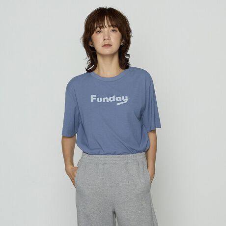 [^ԁF21-02EM03-205]sfUCtIWivgTVcłBuFundayv͊yBe[W̃i`ȕ\ʊɂꂽ|WeBu[h̃vg|CgłBVvȃS̓WPbgHD̒̂ƔoĂƂꊴ܂BXbgJAO㍷́A{gX̃|PbgɎ₷ꖇłT}ɂȂfUCłBsfށtQcCڂɕ҂ނƂŗ̊ƃV̂VłBBe[Wȕƃi`̂\|CgłB̔Q҂݋@̉]Ƒ΂ɂȂ邱ƂŁA΍syĂ܂B