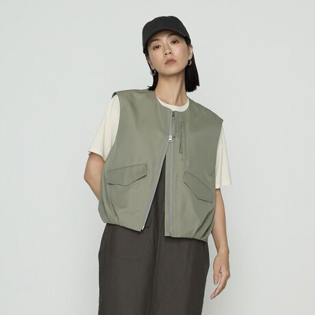 [^ԁF21-01VM01-205]sfUCt^bNŃ{[oo[VGbg̃xXgłBt@Xi[߂āAvI[o[̂悤ɂ܂BNbvhŏ㔼gRpNgɂ܂Ƃ܂AlXȃ{gXƂ킹₷X^CAbvʂ҂ł܂BPɂȂ肪ȉẴX^COɃvX邾ŁAgh̍͋CɃAbvf[gł܂BA[z[肵Ă̂ŁAg[i[Z[^[Ȃǂ̏ォ킹̂ŁAI[V[Y܂BsfށtĎȁA悱|GXeōxɐDグcCfނłB򊴂ȂAi`ȕłBƐl̂ɗDtbfHiCOjgpĂ܂B