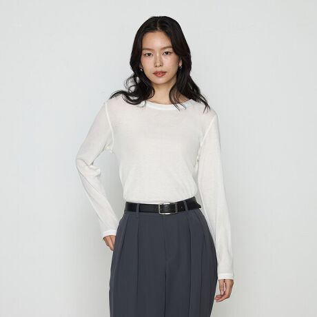 [^ԁF21-02EM02-205]sfUCt̂ɗDtBbgALтǂƂeRvI[o[łBe̖D𖳂AwŜ͂ɂ邱ƂŒSnƃXgb`ɂĂ܂BO{jU܂Xgb`ŖD̂ȂAANZgtĂ܂BvI[o[݂̋肩Aƌ邭炢̃lbN܂̑傫ɂĂ܂Bɂ܂銴̒߂̑łBV[YʂĒx[VbNVGbǵAꖇłjbgVcȂǂ̃Ci[ƂĂ劈ԈႢȂ̃ACełBsfށtȃX[s}̋Qgp@ׂȃeRłBӂƏ_炩A炳ƂG肪łBLkLbNobNɗDĂ邽߁ASnǂłB#COMMECAWardrobe #RT[h[u