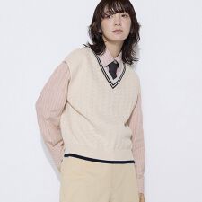 ケーブル編 ニットベスト