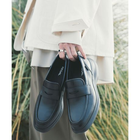 [^ԁF72HLBE_____B___]ssɂėp˔SV^@\V[YuR-Wing GTXvBGORE-TEXeNmW[𓋍ڂhdlɂAJ̓łKL[vB\̃\[̗pANbVƔɂBԂ̕sZ̒łT|[g闚SńBySAebNX v_NgzhϋvA˔AhCȏԂɕۂ܂BLCۏŉK񋟂VXeƂĐ݌vĂ܂BlXȃAEghAŕLgpł܂BGORE-TEXAGUARANTEED TO KEEP YOU DRYAGORE(R) W.L. Gore & Associates ̏WłBy@zZebhyCzq[A\[ sýiEBYjzEEREGAL i[Kj1961Nɓ{ɏ㗤ĈȗA͐lX̑xA炵ɊYĂ܂BuAlways feel goodvƂẑƁAREGAL͂ЂƂl̗zɌAiT[rXʂāAɐSn悭tBbǧAꂩ͂܂B