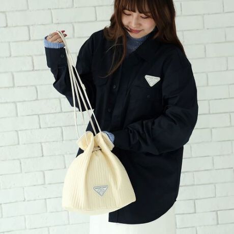 [^:M2500032]ȂŃET̃byALg̃krobOBDGƃ~L[ȃJ[pbƖڂ炵BRƂtH͓IȋВ^Cṽg[gobOłB|ł钷̎ɁA|PbgĂ̂ŏ̎[ob`BTCYF30cm@㕔F34cm ꒼aF26cm@܂F12c@F53cm